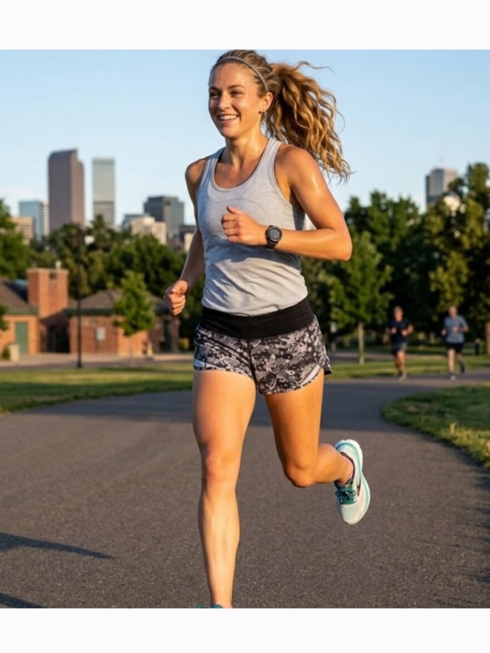 Lululemon Speed Short NWT Size 10 Seawheeze